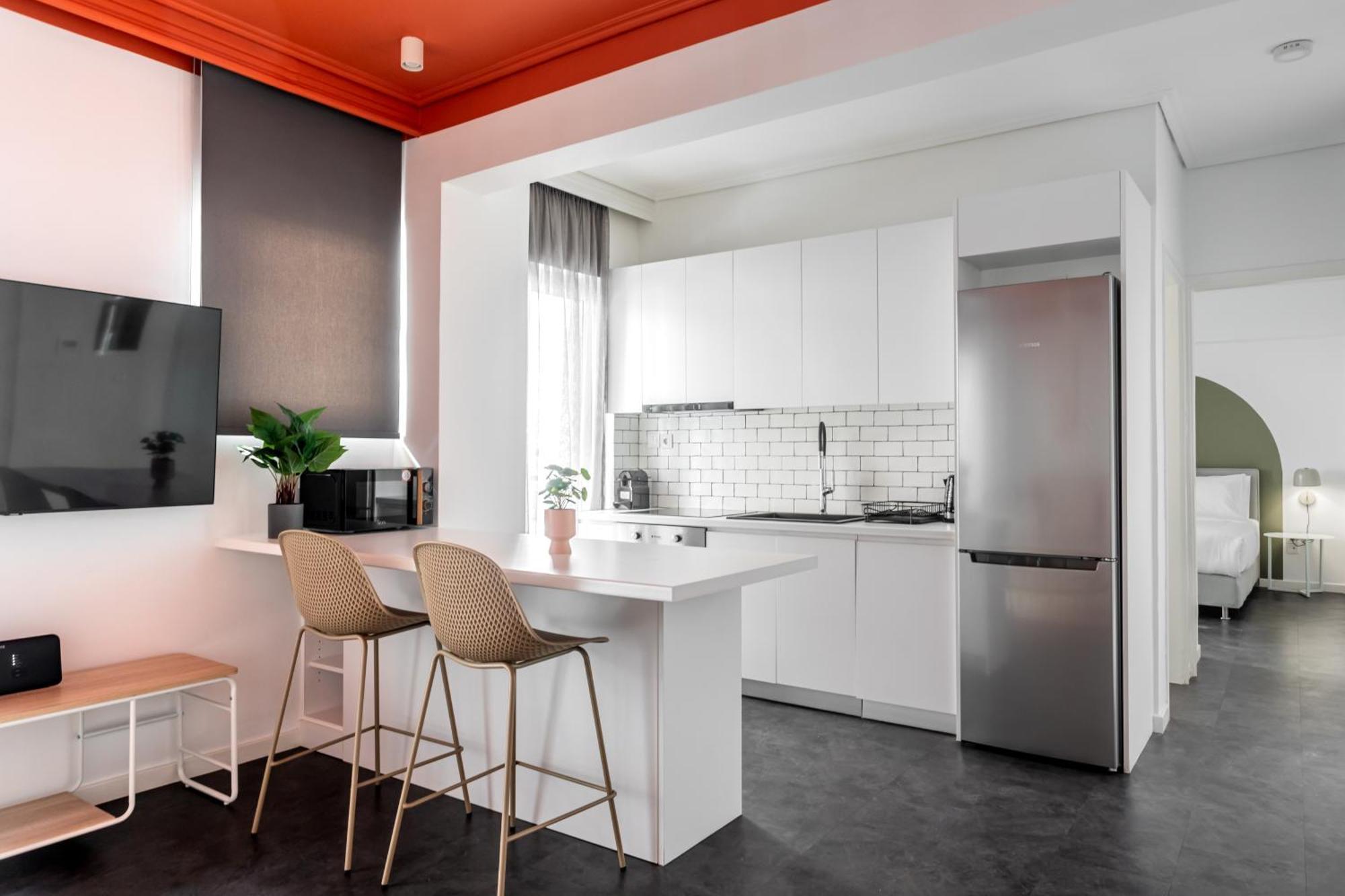 Onezerotwo By Zoia Living Aparthotel Αθήνα Εξωτερικό φωτογραφία